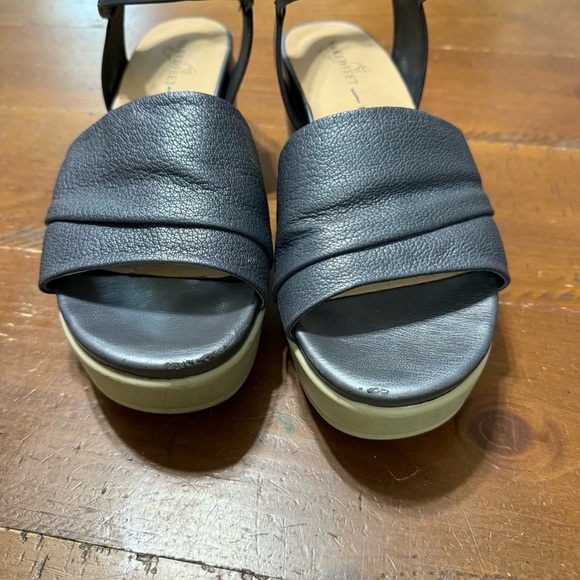 Naked Feet Black and Blue Platform Sandals with Adjustable Straps women’s 10M - Picture 6 of 12